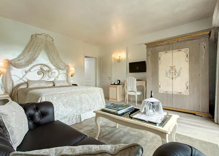Colonia Resort